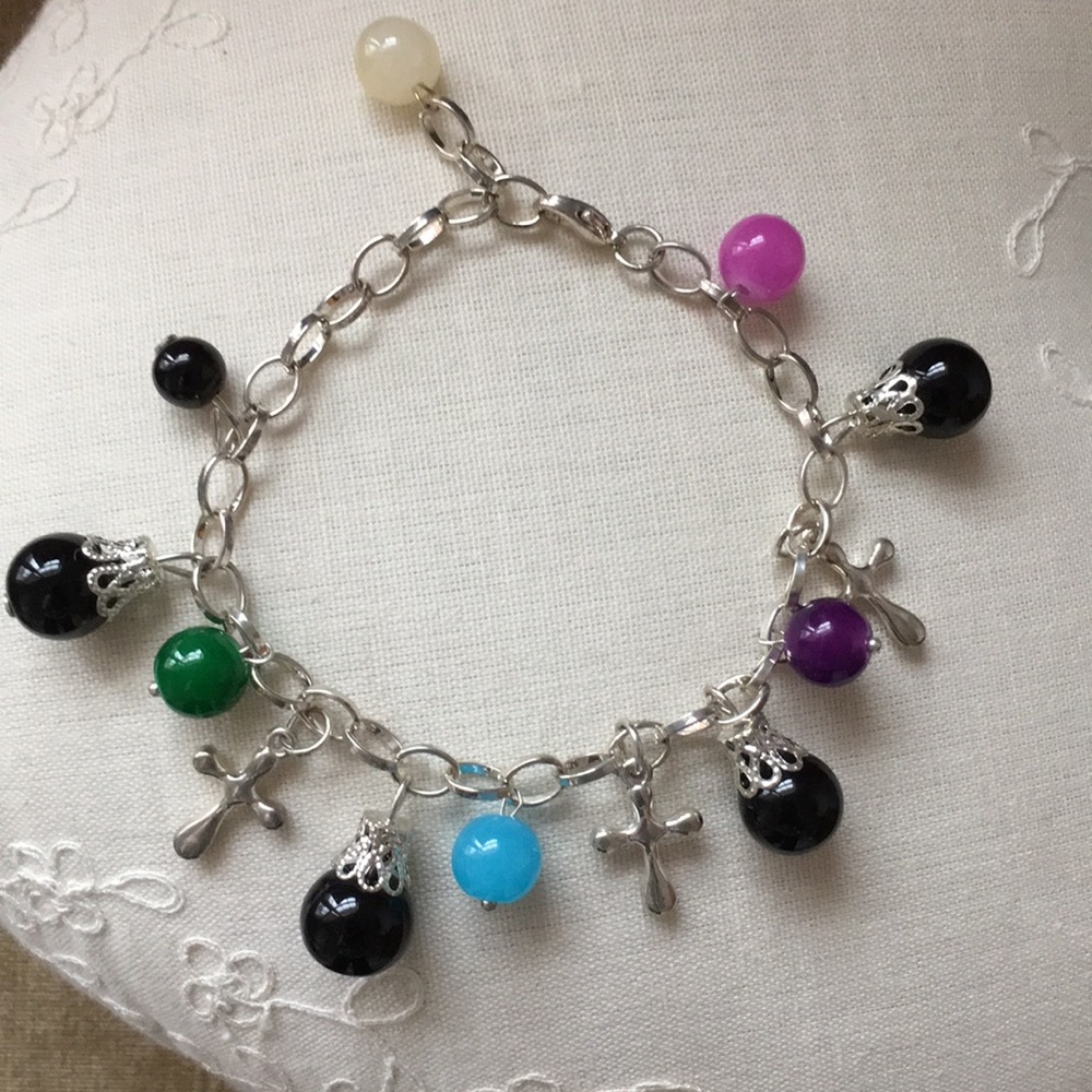 Cross and bead bracelet